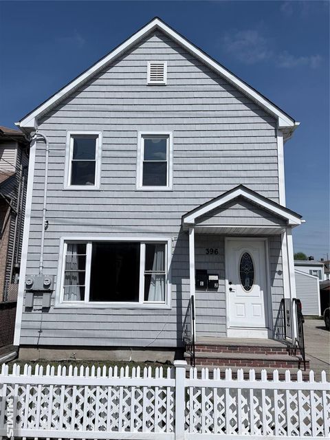 Photo of 396 Washington Ave #1, Hackensack, NJ 07601 (MLS # 26013851)