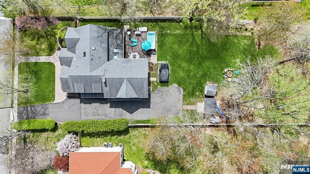 Photo of 407 Mark Lane, River Vale, NJ 07675 (MLS # 26011460)