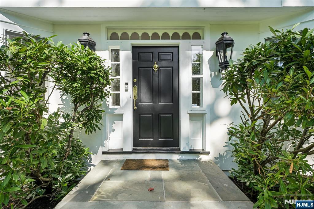10 Delwick Lane