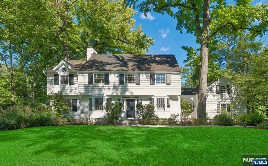 10 Delwick Lane