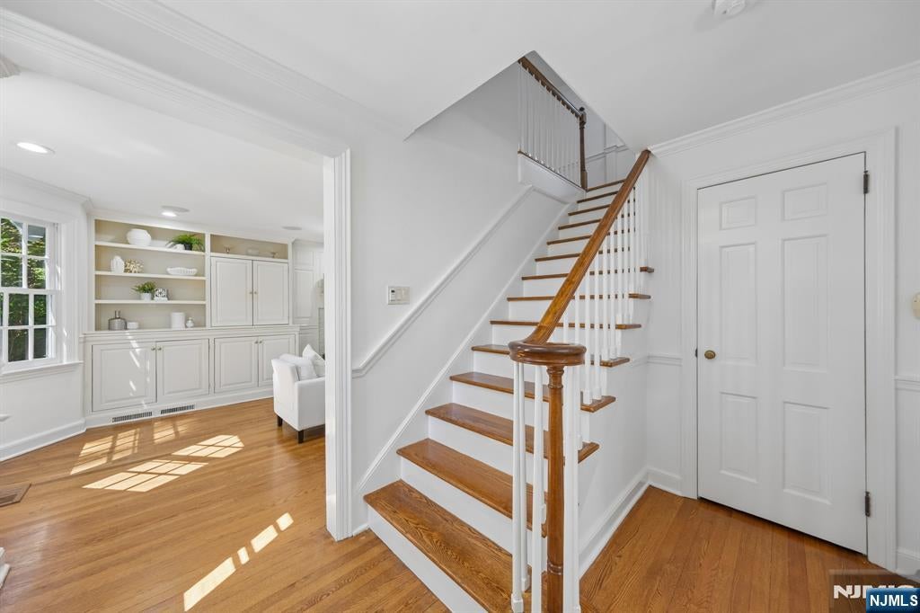 10 Delwick Lane