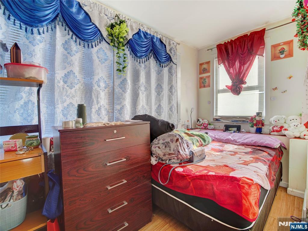 6011 Van Buren Place