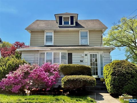 Photo of 86 Llewellyn Avenue, Hawthorne, NJ 07506 (MLS # 26016875)