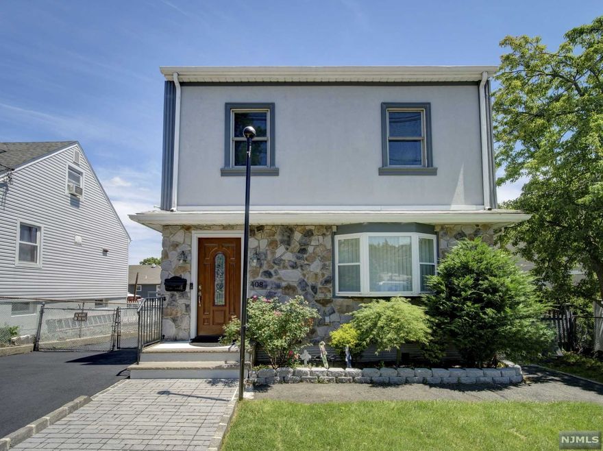 Welcome to this lovely Colonial Renovated in 2016. Very well maintained. Property fenced all around. Features spacious kitchen, living room and dining room on the first floor. Second floor features three generous size bedrooms and a full bathroom. Walking distance to schools, supermarkets. Close to NYC and local transportation.