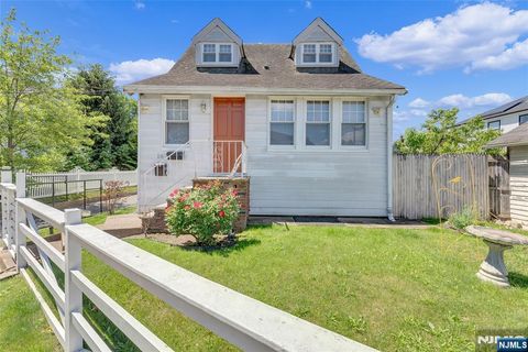18 Tromp Street, Clifton, NJ 07011 - MLS#: 25017252