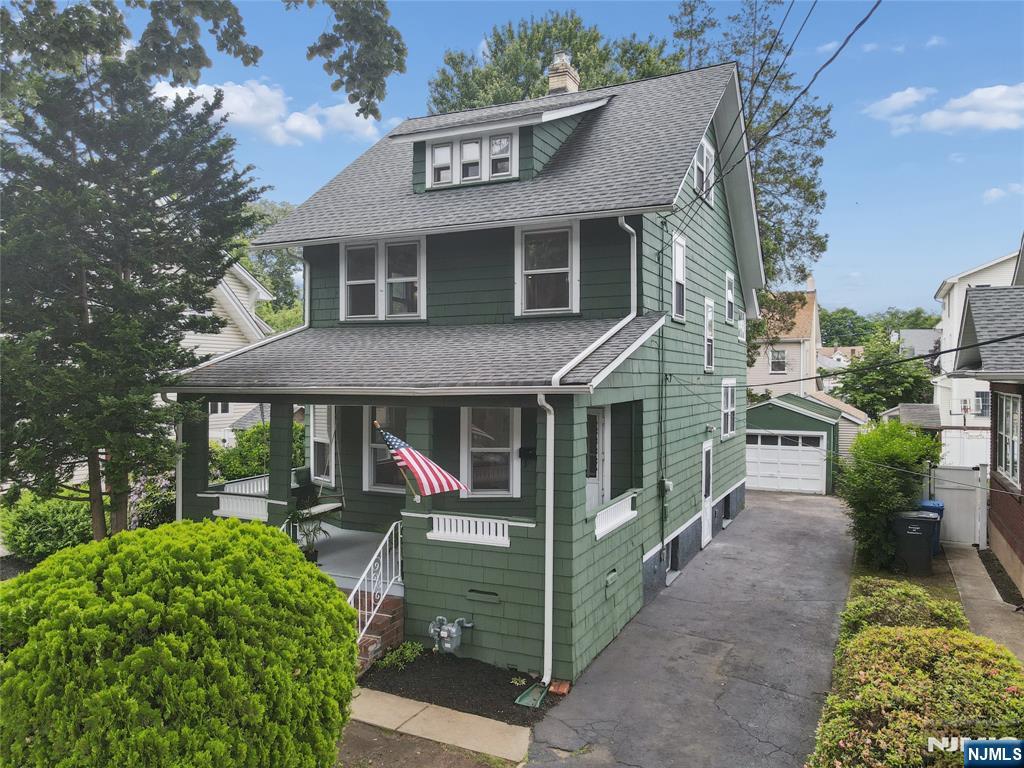 42 Walnut Street
