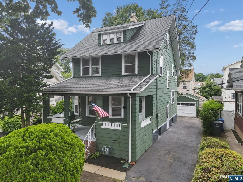 Photo of 42 Walnut Street, Rutherford, NJ 07070 (MLS # 26009416)