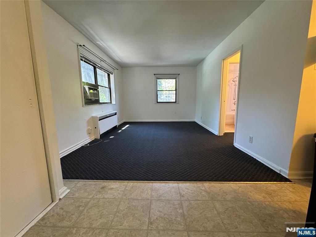 Photo of 411 Park Pl #2J, Fort Lee, NJ 07024 (MLS # 26018026)