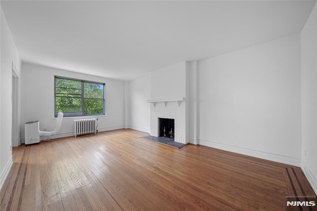 100 E Palisade Avenue B51