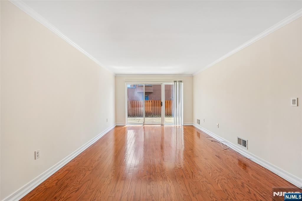 302 Chase Court 302