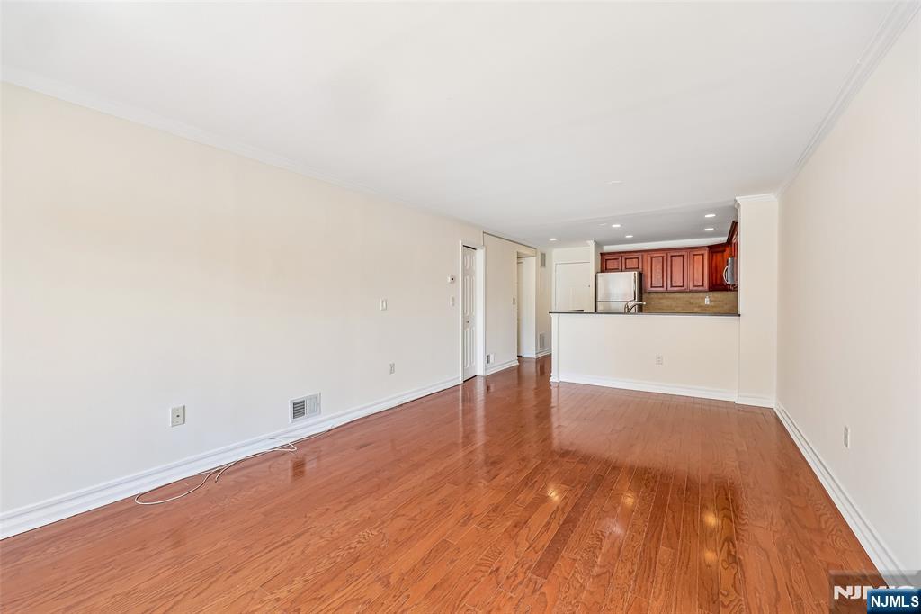 302 Chase Court 302