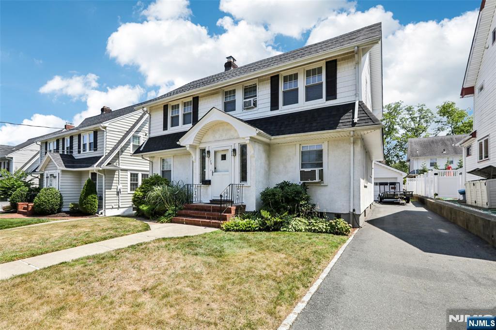 129 Irving