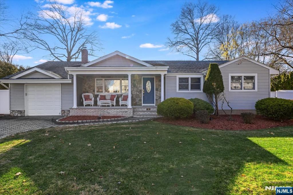 535 Roosevelt Avenue