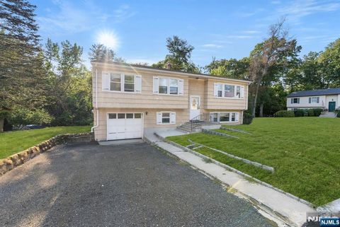 20 Lewis Place Westwood NJ 07675
