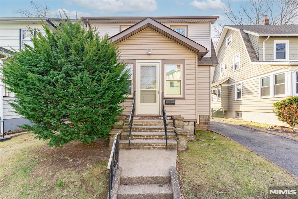 37 Ellery Avenue