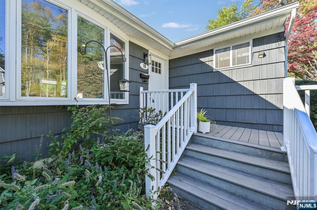 18 Hillside Terrace