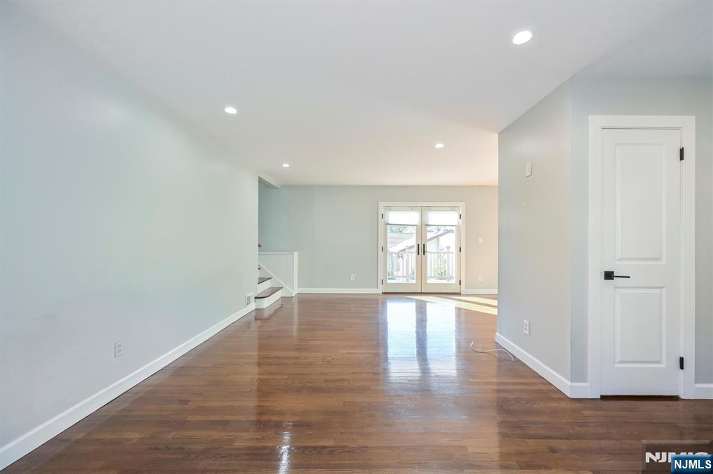 18 Hillside Terrace