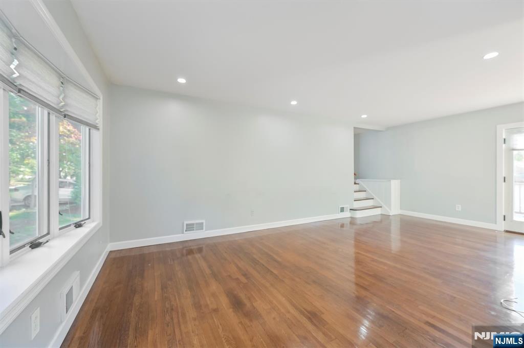18 Hillside Terrace