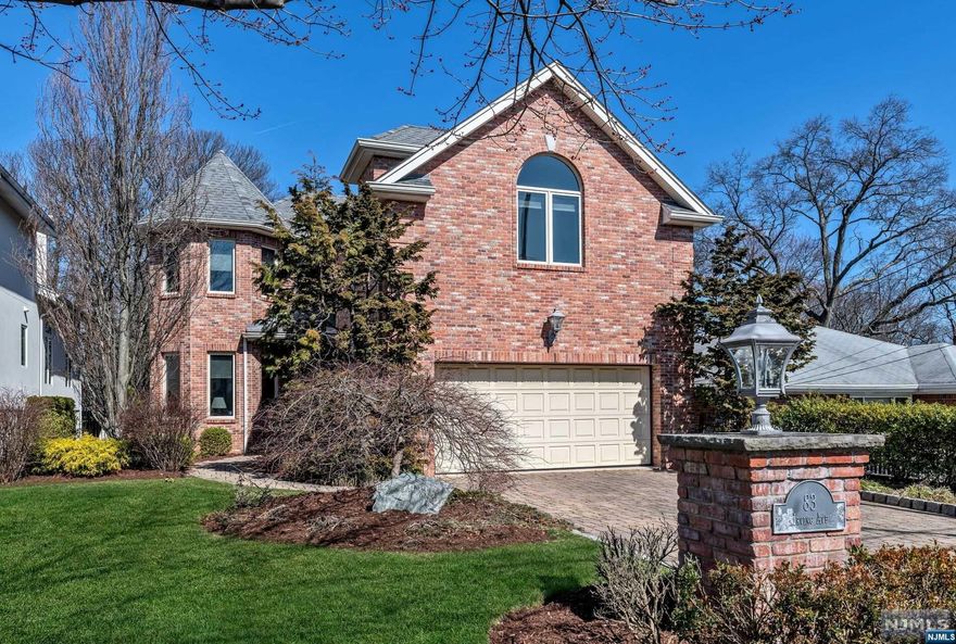 BUILDER'S OWN HOME, THIS ALL BRICK CENTER HALL COLONIAL WAS BUILT IN 2005 TO A VERY HIGH STANDARD WITH HIGH CEILINGS AND DETAILED MOLDINGS THROUGHOUT, HARDWOOD FLOORS AND ALL NEW APPLIANCES. THE FIRST LEVEL OFFERS AN ELEGANT 2 STORY ENTRANCE FOYER, FORMAL LIVING ROOM, BANQUET DINING ROOM, FAMILY ROOM WITH FIREPLACE, GOURMET KITCHEN WITH BREAKFAST AREA OVERLOOKING THE PRIVATE REAR YARD WHICH BACKS TO THE NATURE CENTER PLUS AN OFFICE. THE 2ND LEVEL IS COMPLETE WITH A LARGE PRIMARY SUITE AND A LUXURIOUS BATH WITH WHIRLPOOL AND WALK-IN CLOSET, ENSUITE BEDROOM PLUS 2 BEDROOMS WITH A DUAL BATH. THE LOWER LEVEL IS FINISHED WITH A LARGE REC. ROOM, BEDROOM, BATH, OFFICE/BEDROOM. THIS LEVEL WALKS OUT TO THE REAR YARD. THIS HOME IS IN PRESTINE CONDITION AND COMPLETE WITH ALL AMENITIES INCLUDING A GENERATOR, RADIANT HEAT IN THE KITCHEN & PRIMARY BATH, SECURITY SYSTEM PLUS CENTRAL VACUUM SYSTEM. CONVENIENTLY LOCATED TO PARKS AND NYC TRANSPORTATION. THIS RESIDENCE IS A RARE FIND!!!