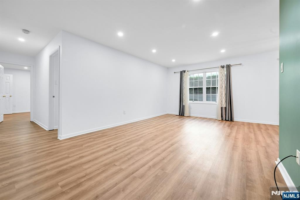 37 Colonial Village Drive 37