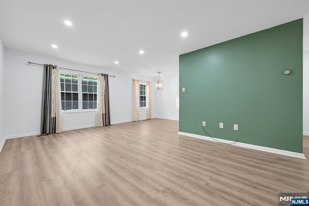 37 Colonial Village Drive 37