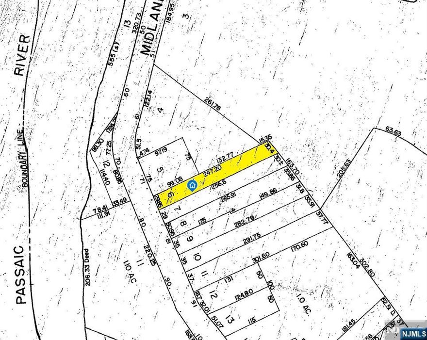 .17 acres available off Midland Ave. Not in a flood zone. Zoned for commercial, variance would be needed for residential/multi-fam build.