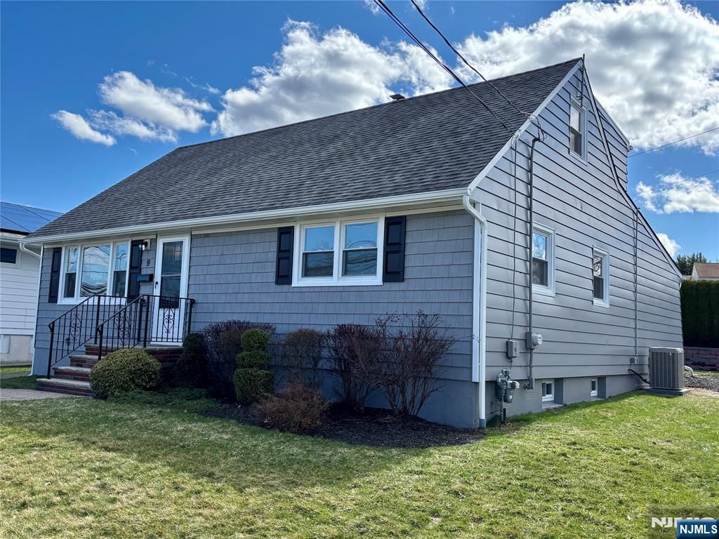 Photo of 9 Joan Place, Clifton, NJ 07012 (MLS # 26008158)