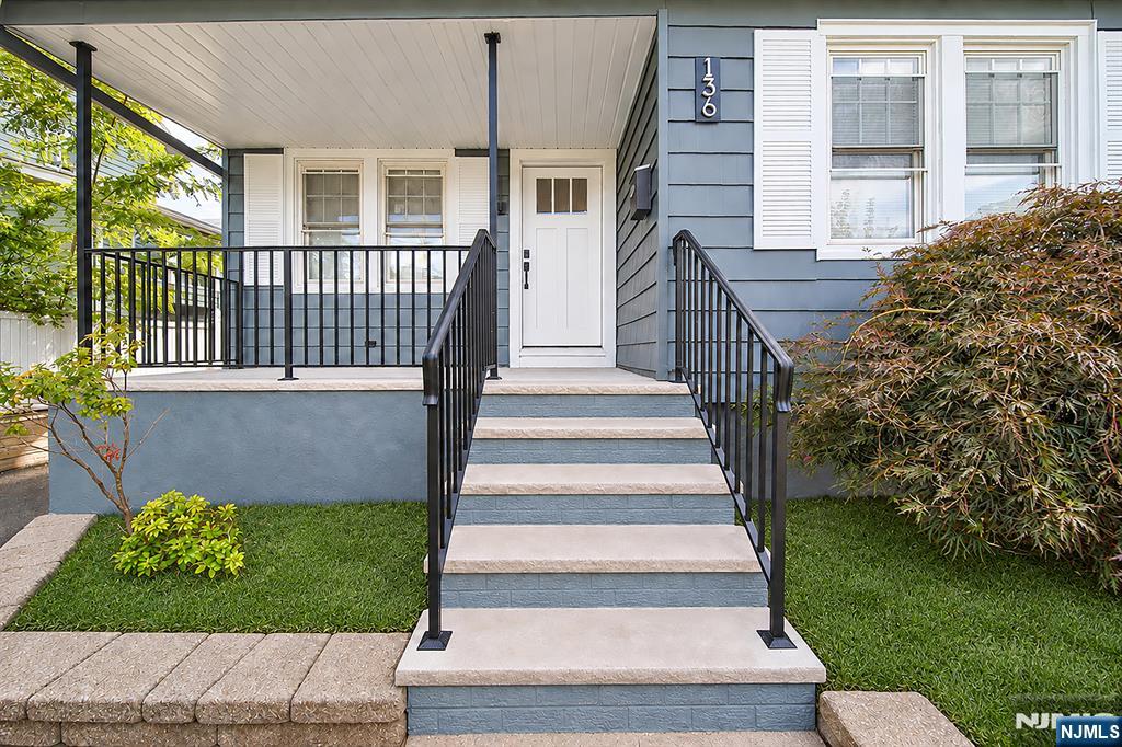 136 Gray Street