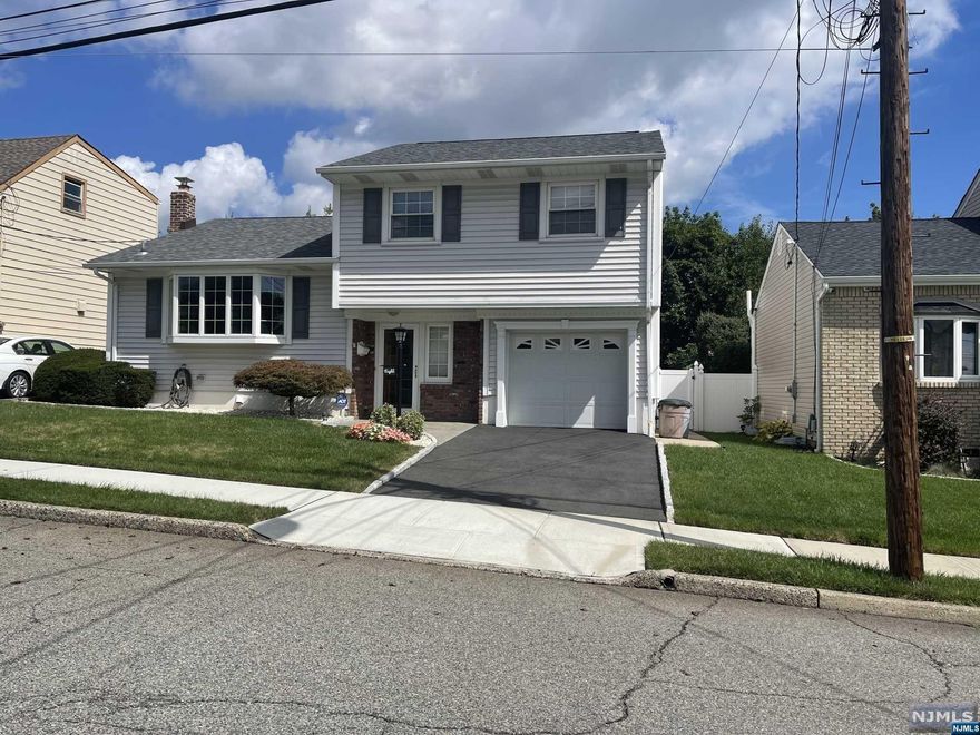 Absolutely beautiful, move in condition 3 Bedroom 1.5 Bath Split Level on quiet street. Meticulously maintained with many recent upgrades. Pride of ownership throughout this lovely home....this is the one you've been waiting for!! Multiple offers, Best and Final by 9-19-23 3pm.