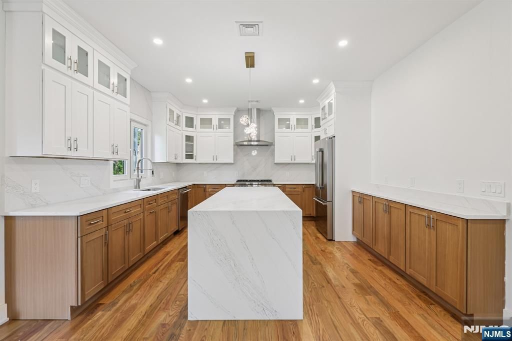Photo of 65 New Street, Allendale, NJ 07401 (MLS # 25035347)