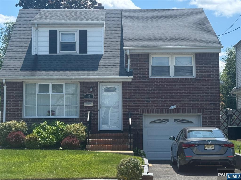 Property for Sale at 60 River Edge Road, Bergenfield, New Jersey - Bedrooms: 3 
Bathrooms: 2 
Rooms: 8  - $529,900