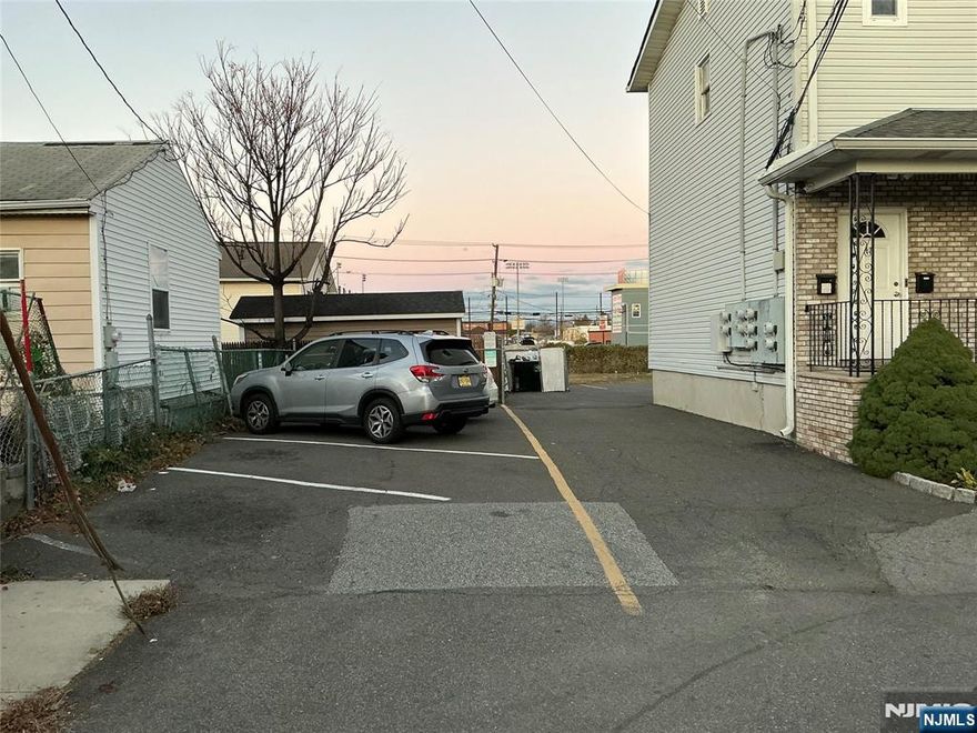 These 3 Garages / Office / 4 parking spaces are in a perfect area, close to Route 46, schools, worship, shopping and restaurant's.Express and local buses to New York and New Jersey Locations. Can include a 2 bedroom apartment which is located on the property.
