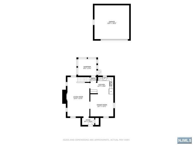 Main image without alt text