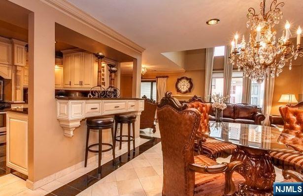 750 Mainsail Ln, Secaucus, New Jersey - 3 Bedrooms  
3 Bathrooms  
6 Rooms - 