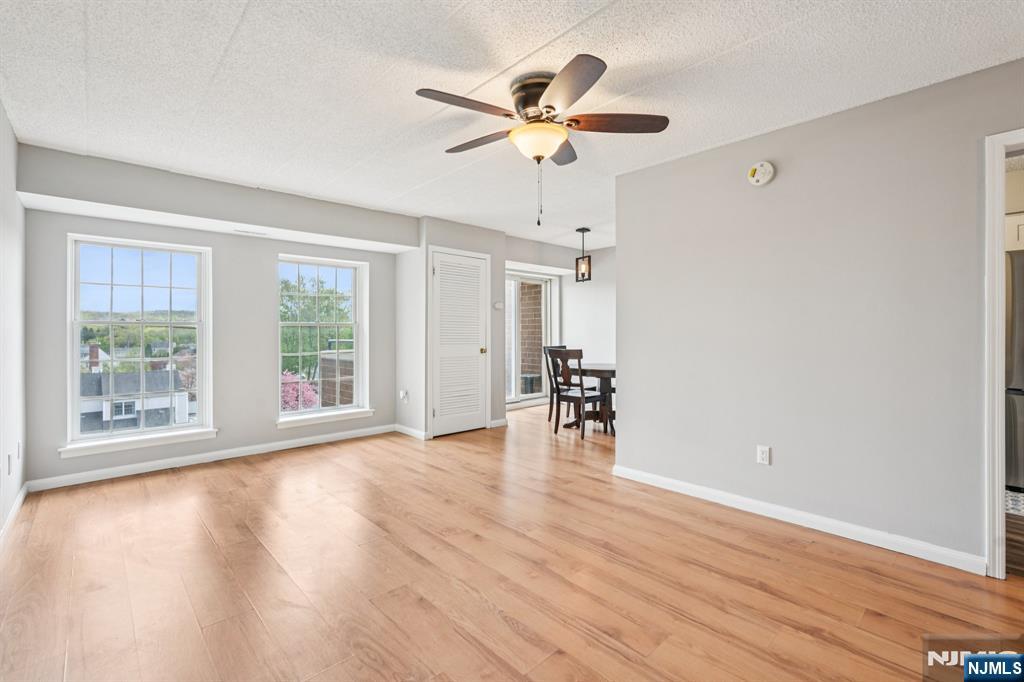 44 Iron Forge Square 44