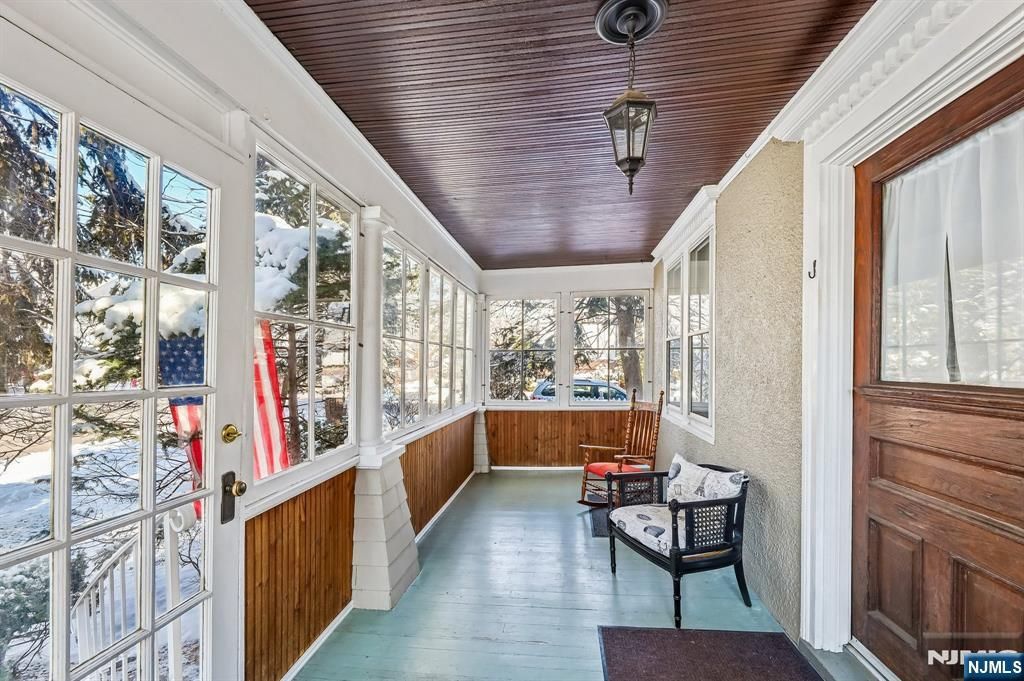 Photo of 133 Hudson Avenue, Ridgefield Park, NJ 07660 (MLS # 26002449)