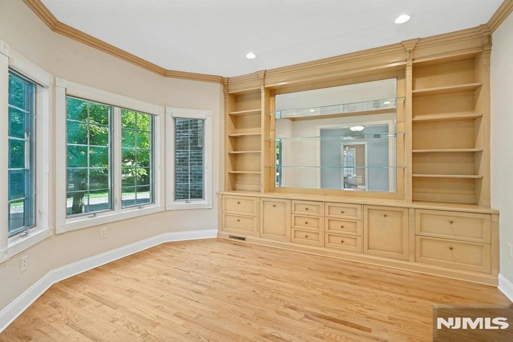 205 Bearwoods Road