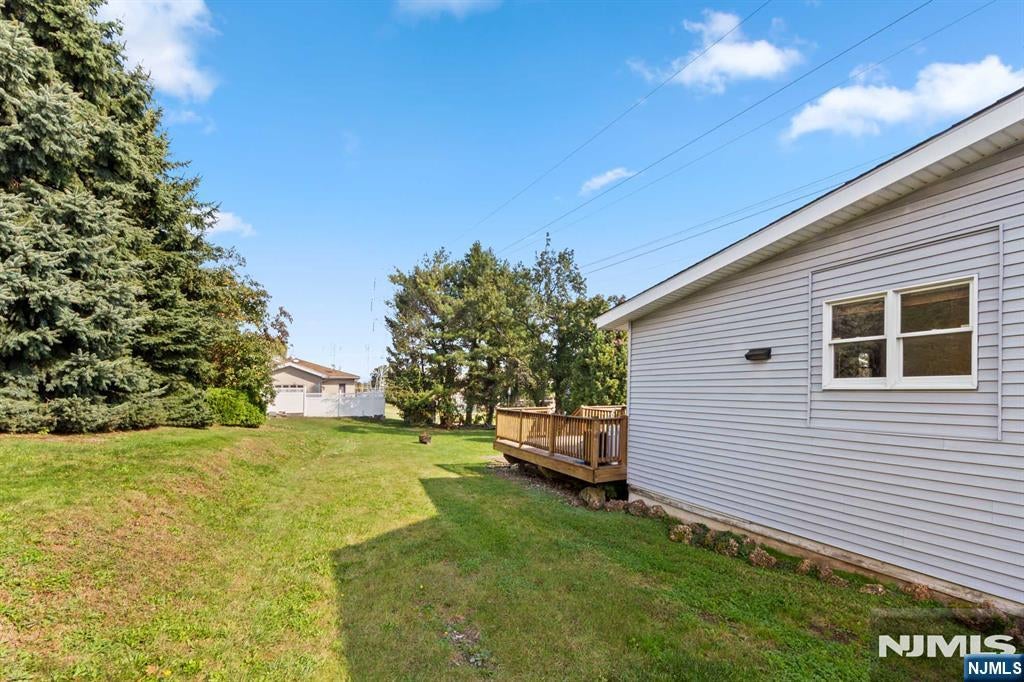 54 Fischer Avenue