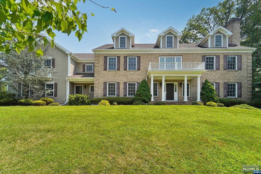Gorgeous 6350sf center hall colonial with brand new never used gourmet kitchen with Viking Appliances, granite counters and custom cabinetry. A chef's dream! Whole house is freshly painted and all the hardwood floors have been redone. Nine foot ceilings, extensive millwork, trim, molding and trayed ceilings. Three fireplaces, two story entrance foyer, kitchen opens to the great room, banquet sized formal dining room, spacious formal living room and large first floor office. A convenient back staircase also leads to the second floor where the laundry room is located. Five spacious bedrooms and four baths including a 1100sf three room primary suite with a luxury bath, Sitting Room/FPL and two Walk in Closets, . Large poured concrete basement w/high ceilings, plumbing for bathroom ready to be finished. 1.256AC with a private flat yard. This pristine house is not to be missed. Enjoy Mahwah's top schools, Ramapo Valley Reservation, Campgaw Ski Mt, Darlington Golf & town pool.
