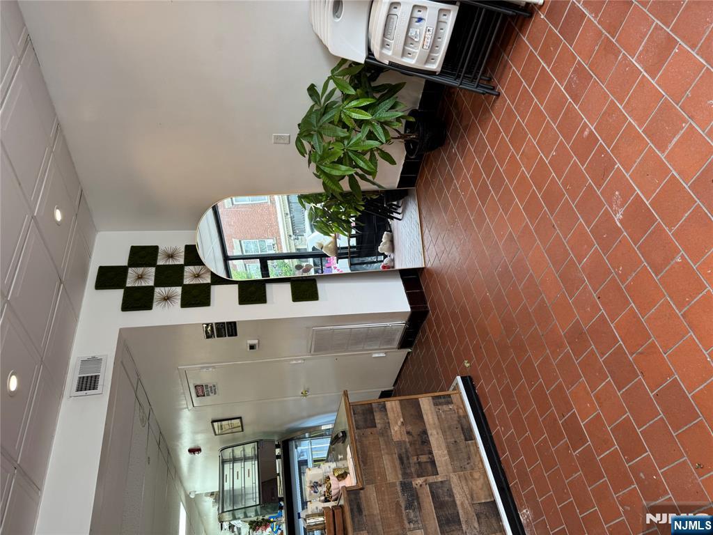 181 Main Street