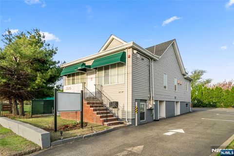 22-05 Maple Avenue Fair Lawn NJ 07410