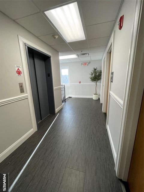 18 Wyckoff Avenue 202 Waldwick NJ 07463