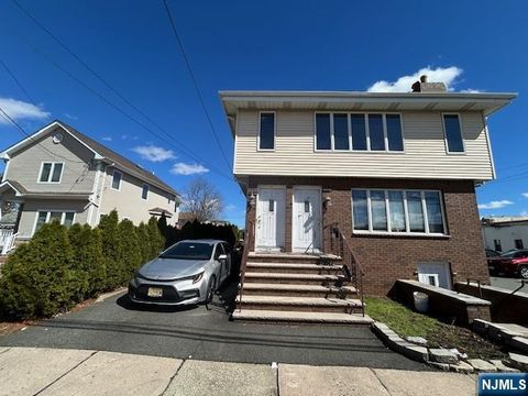 Photo of 109 27th St, Fair Lawn, NJ 07410 (MLS # 26015007)