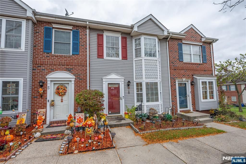 Photo of 3 Martha Court, Newark, NJ 07103 (MLS # 26000995)
