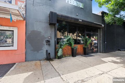 Photo of 246 Mulberry Street, Newark, NJ 07102 (MLS # 26022954)