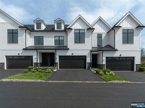 Photo of 37 Feldman Court, Paramus, NJ 07652 (MLS # 26012947)