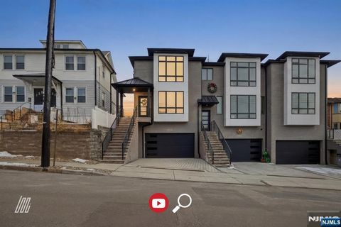 256A 7th Street Palisades Park NJ 07650