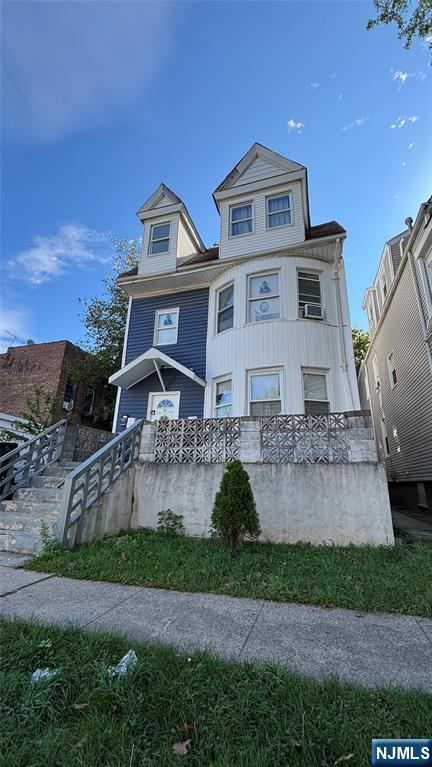 10 S 17th Street
