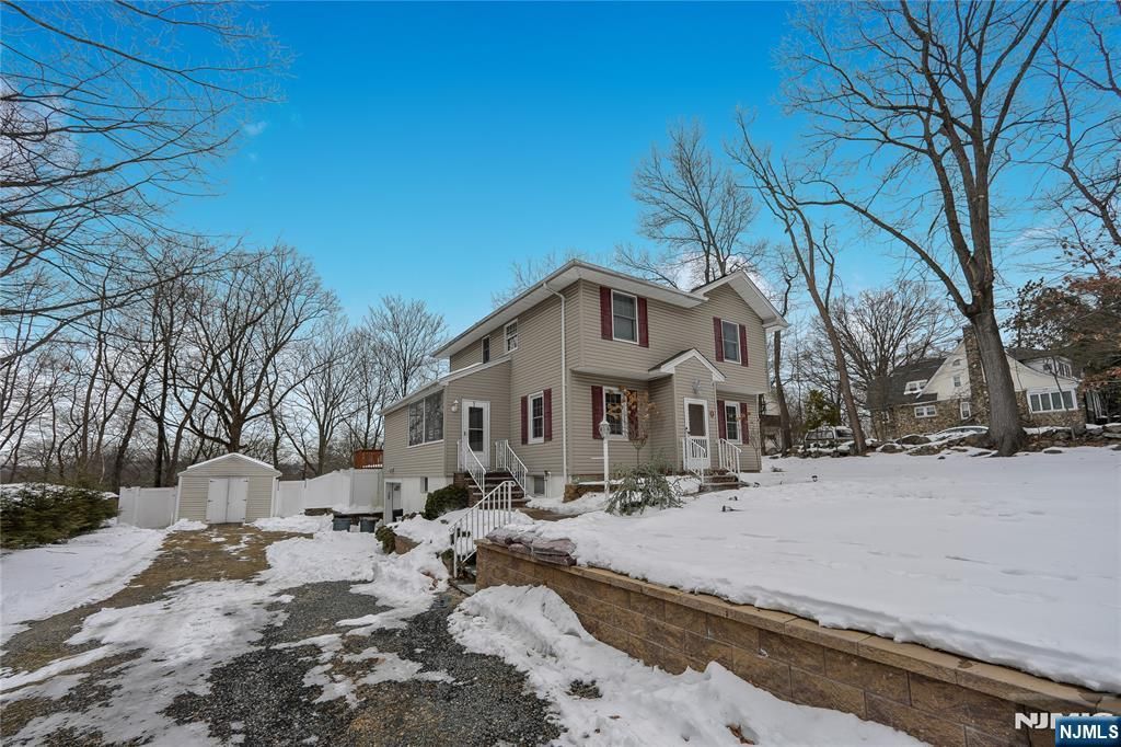 Photo of 77 Garside Avenue, Wayne, NJ 07470 (MLS # 26004248)