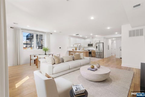 Photo of 1001 Summit Avenue #2, Jersey City, NJ 07307 (MLS # 26034429)
